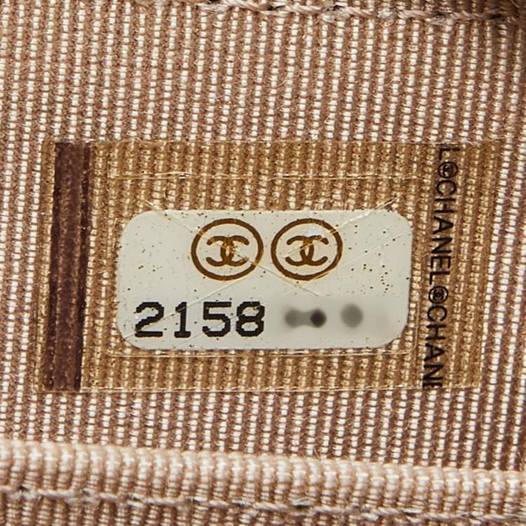 Pre Owned Chanel Beige Quilted Caviar Leather Zip Around Coin Purse