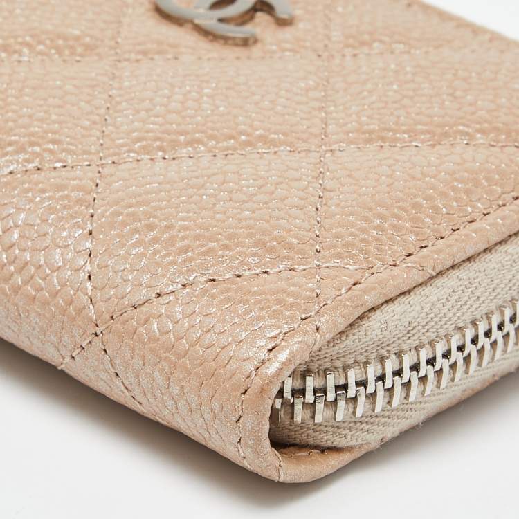 Pre Owned Chanel Beige Quilted Caviar Leather Zip Around Coin Purse