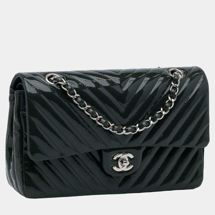 Chevron best sale chanel flap