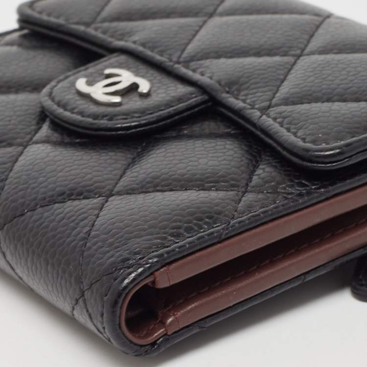 Pre Owned Chanel Black Quilted Caviar Leather Trifold CC Wallet