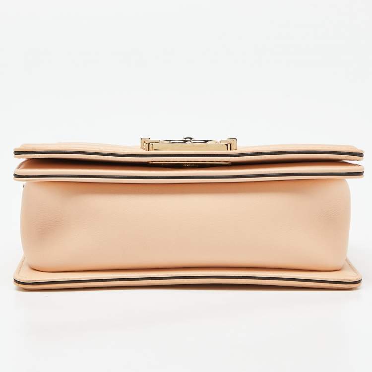 Pre Owned Chanel Beige Quilted Leather Small Boy Top Handle Bag