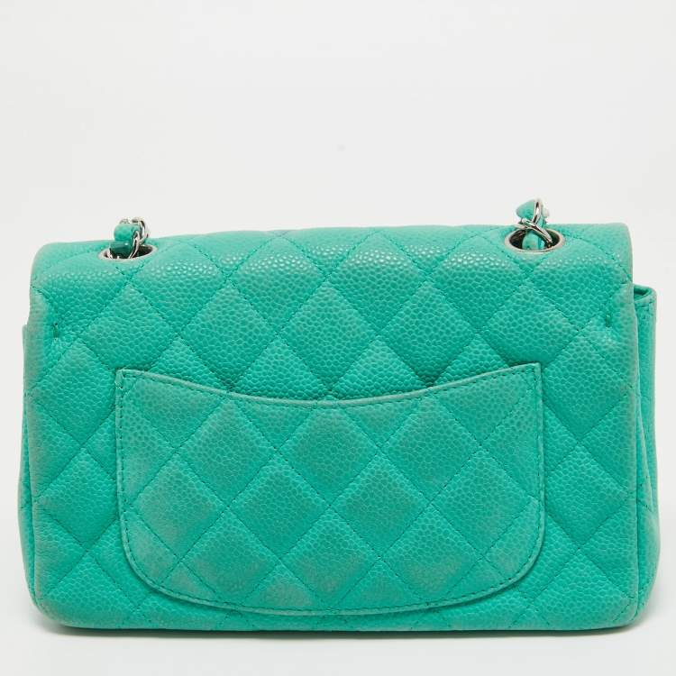 Pre Owned Chanel Green Quilted Caviar Leather New Mini Classic Flap Bag