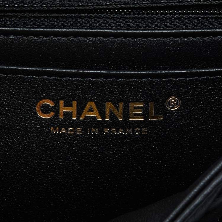 Pre Owned Chanel Black Quilted Leather New Mini Classic Single Flap Bag