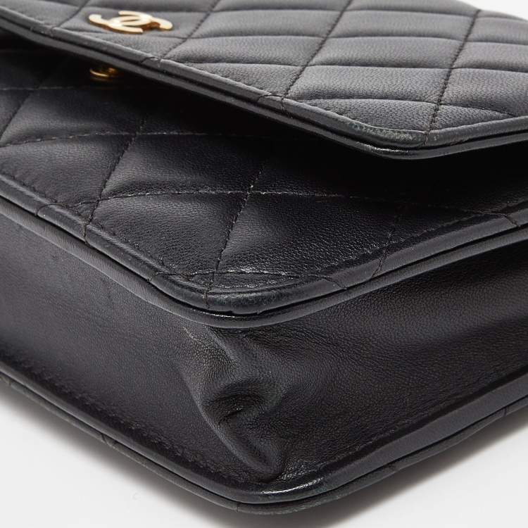 Pre Owned Chanel Black Quilted Leather Classic Wallet on Chain