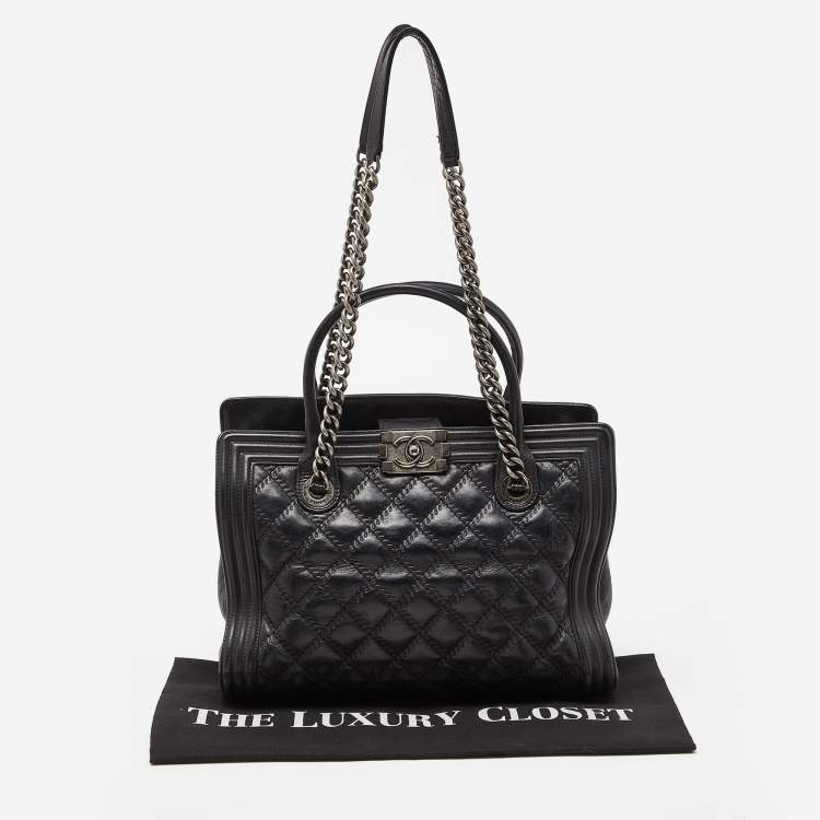 Pre Owned Chanel Black Quilted Double Stitch Leather Boy Tote