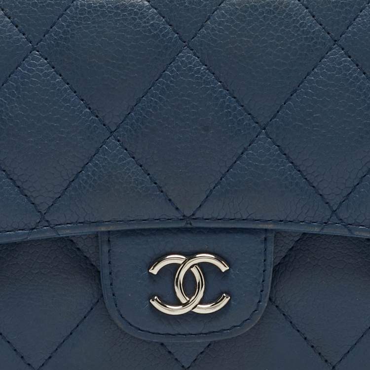 Pre Owned Chanel Blue Quilted Caviar Leather Classic Flap Wallet