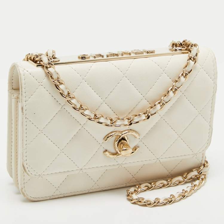 Pre Owned Chanel White Quilted Leather Trendy CC Wallet On Chain