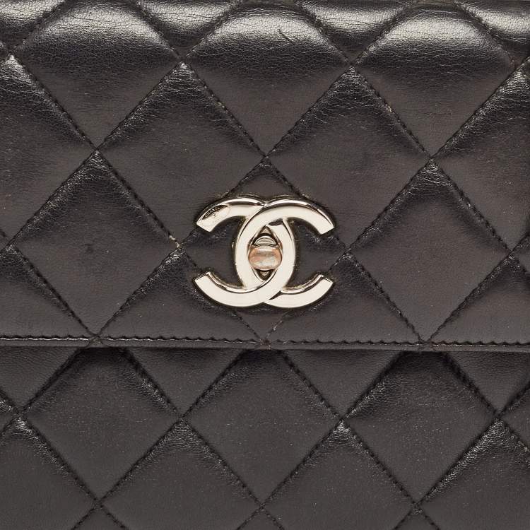 Pre Owned Chanel Black Quilted Leather Small Trendy CC Flap Top Handle Bag