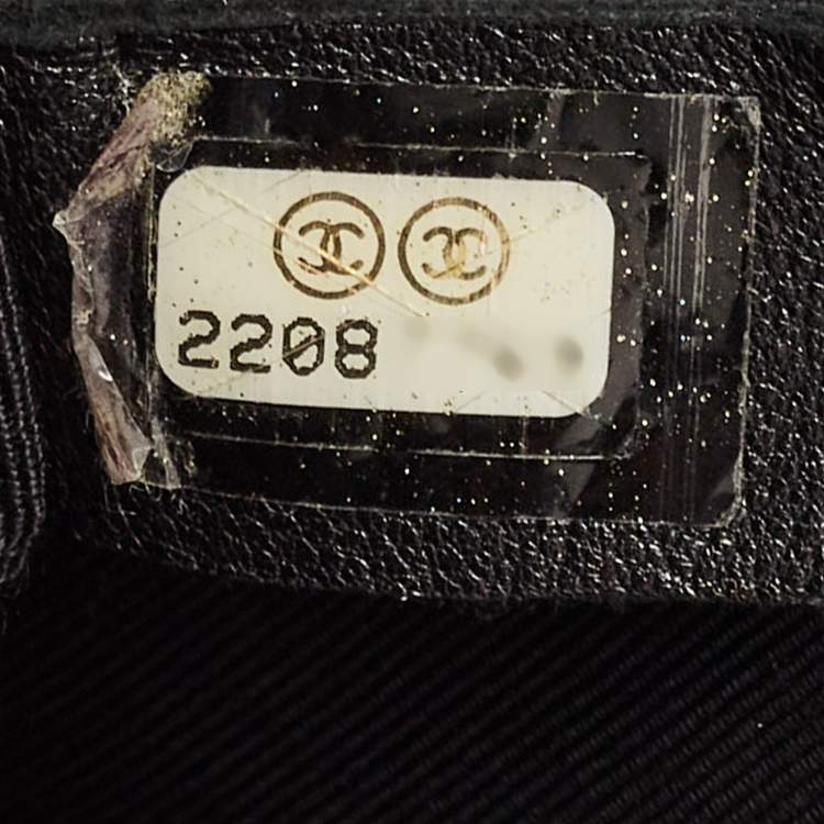 Pre Owned Chanel Black Quilted Leather Medium Boy Flap Bag