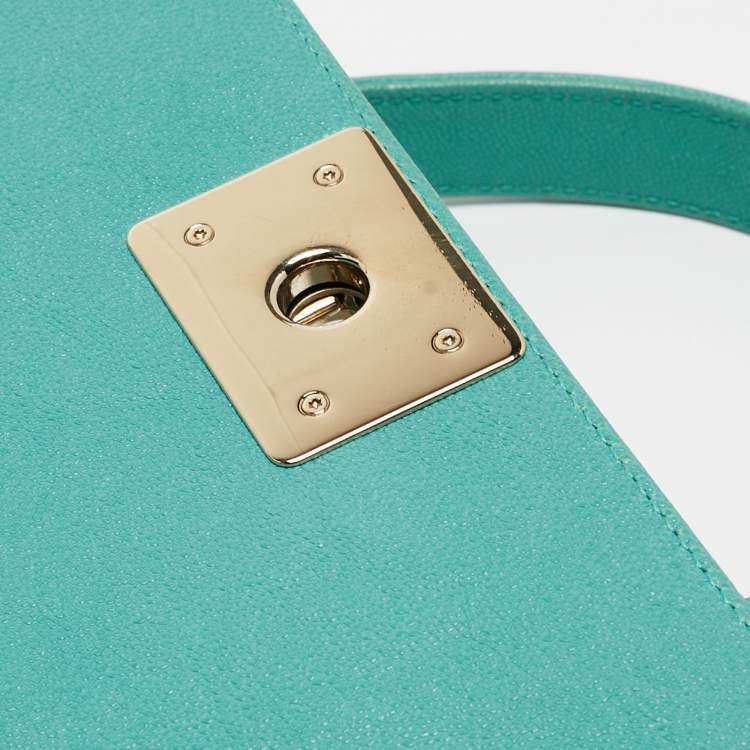 Pre Owned Chanel Aqua Green Chevron Caviar Leather Medium Boy Flap Bag