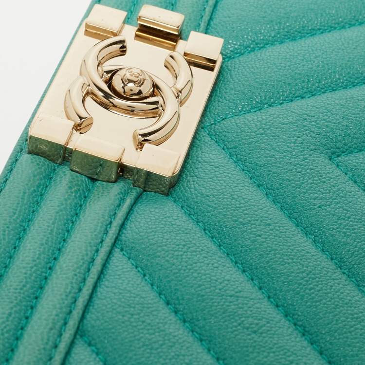 Pre Owned Chanel Aqua Green Chevron Caviar Leather Medium Boy Flap Bag