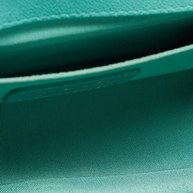 Pre Owned Chanel Aqua Green Chevron Caviar Leather Medium Boy Flap Bag