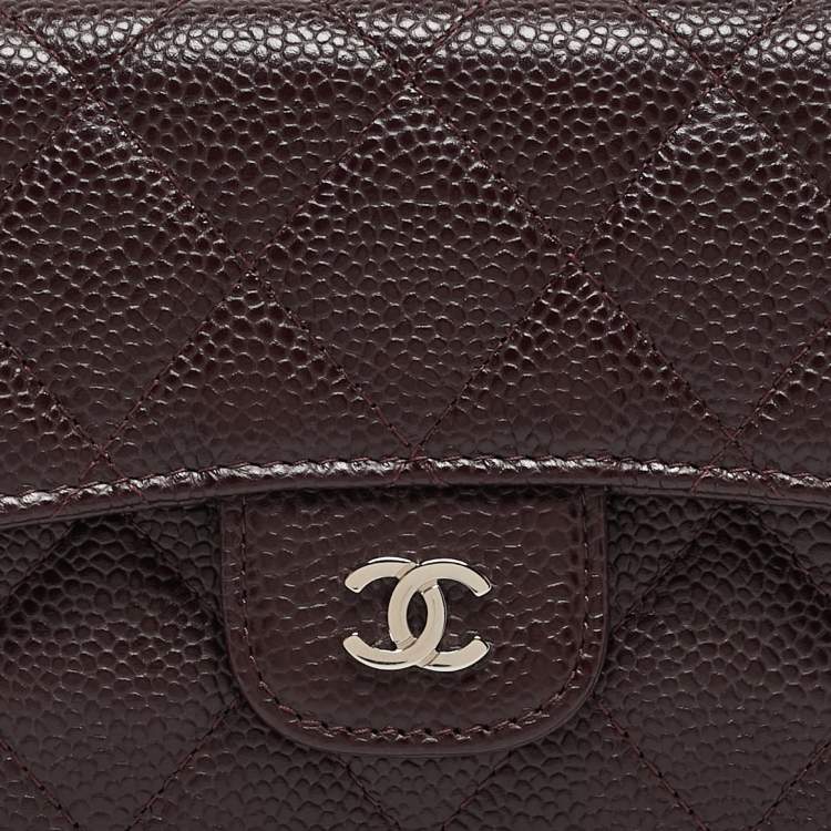 مملوكة مسبقًا Chanel Plum Quilted Caviar Leather Classic Flap Trifold Wallet