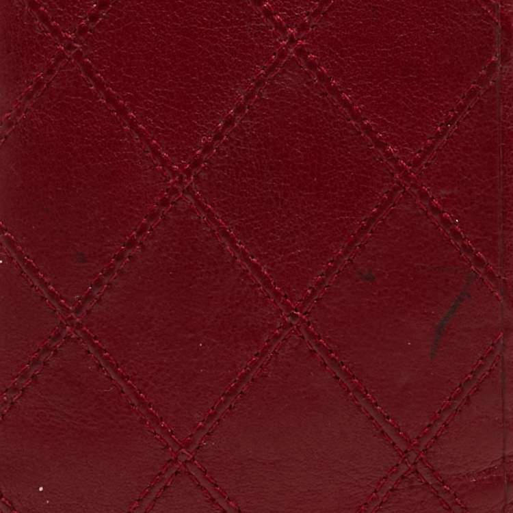 Pre Owned Chanel Red Quilted Leather Vintage Bifold Card Holder