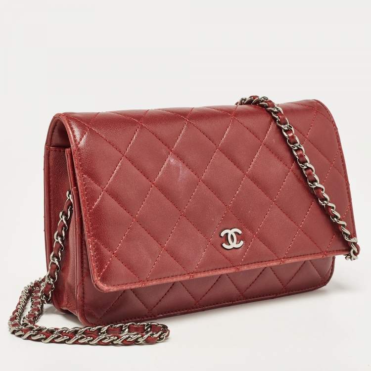 Pre Owned Chanel Burgundy Quilted Leather Classic Wallet on Chain 