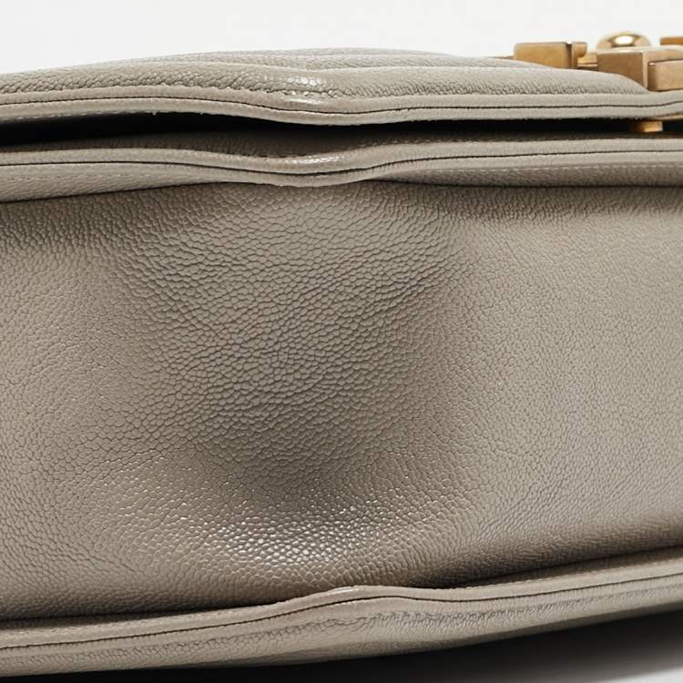 Pre Owned Chanel Grey Quilted Caviar Leather Medium Boy Flap Bag