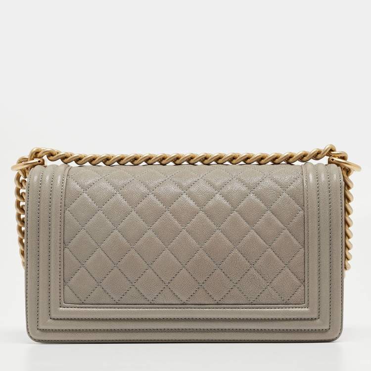 Pre Owned Chanel Grey Quilted Caviar Leather Medium Boy Flap Bag