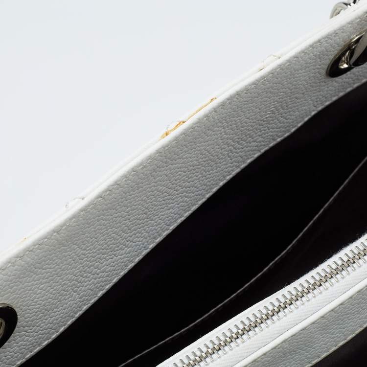 Pre Owned Chanel White Quilted Caviar Leather Grand Shopping Tote