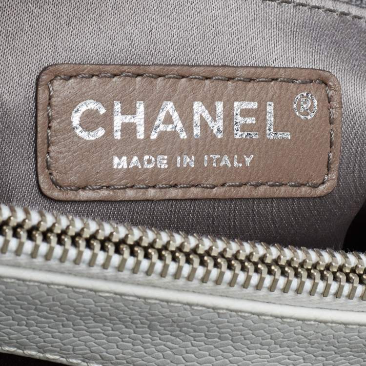 Pre Owned Chanel White Quilted Caviar Leather Grand Shopping Tote