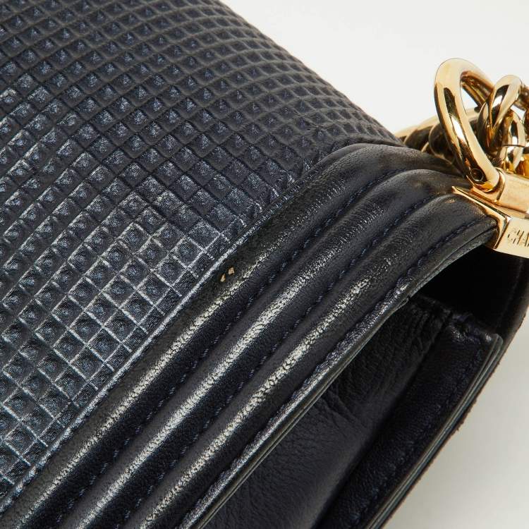 Pre Owned Chanel Dark Blue/Red Cube Embossed Leather Medium Boy Flap Bag