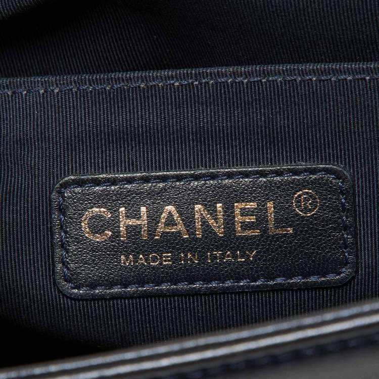 Pre Owned Chanel Dark Blue/Red Cube Embossed Leather Medium Boy Flap Bag