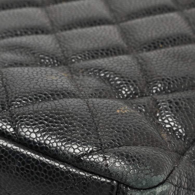 Pre Owned Chanel Black Quilted Caviar Leather Maxi Classic Single Flap Bag