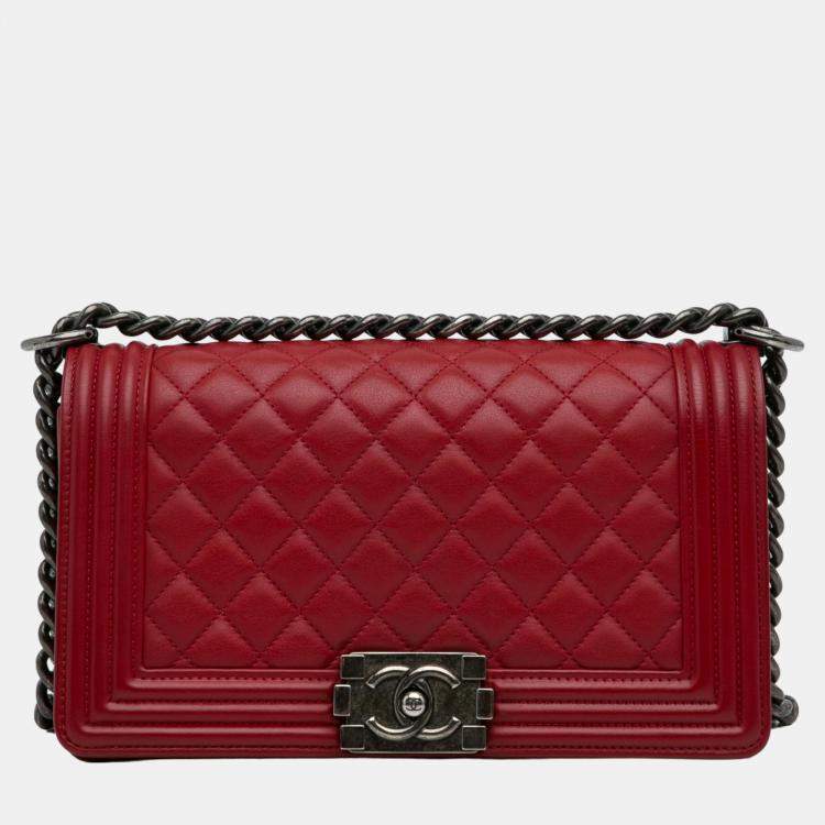 Chanel boy bag discount lambskin