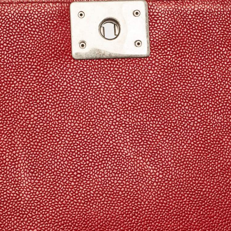 Pre Owned Chanel Red Quilted Caviar Leather New Medium Boy Bag