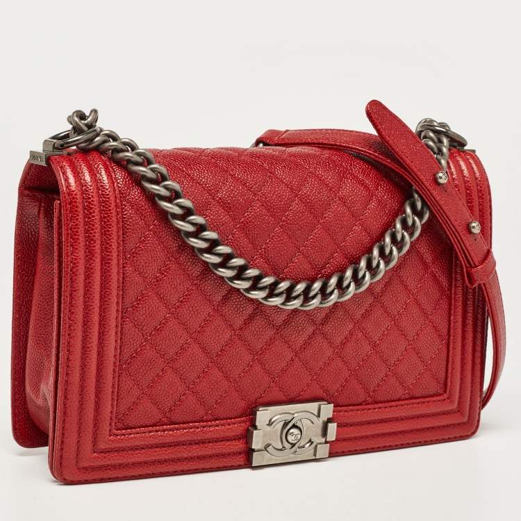 Pre Owned Chanel Red Quilted Caviar Leather New Medium Boy Bag
