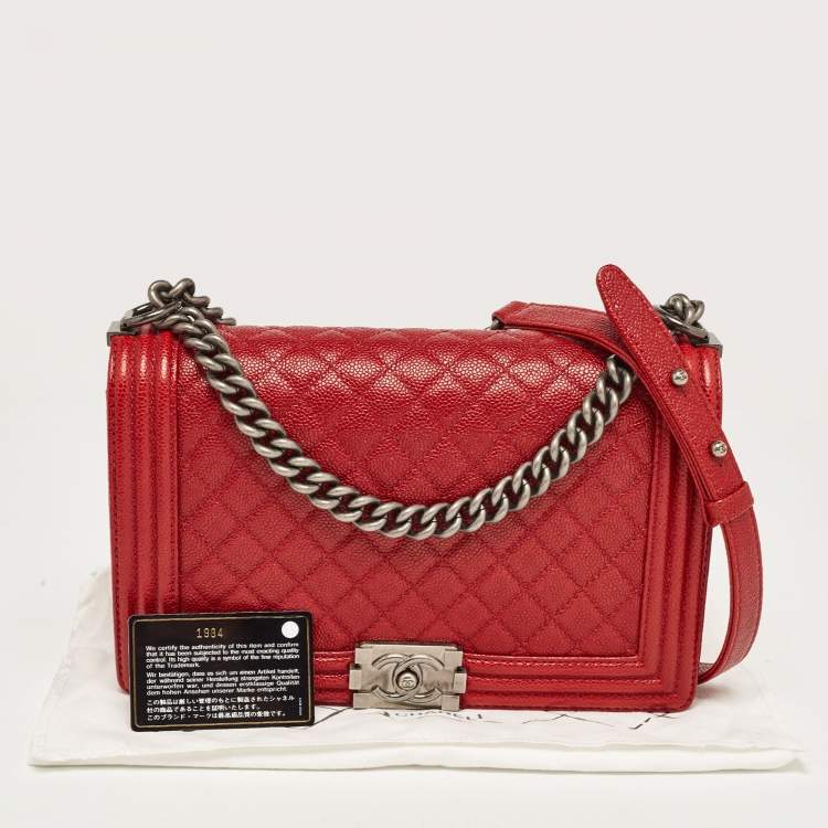 Pre Owned Chanel Red Quilted Caviar Leather New Medium Boy Bag