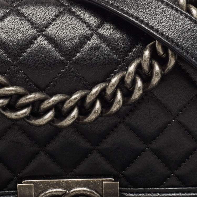 Pre Owned Chanel Black Quilted Leather Small Boy Bag