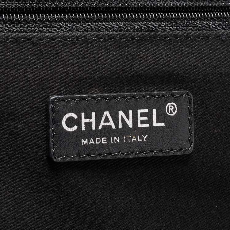 Pre Owned Chanel Black Quilted Nylon 2 Wheeled CC Luggage