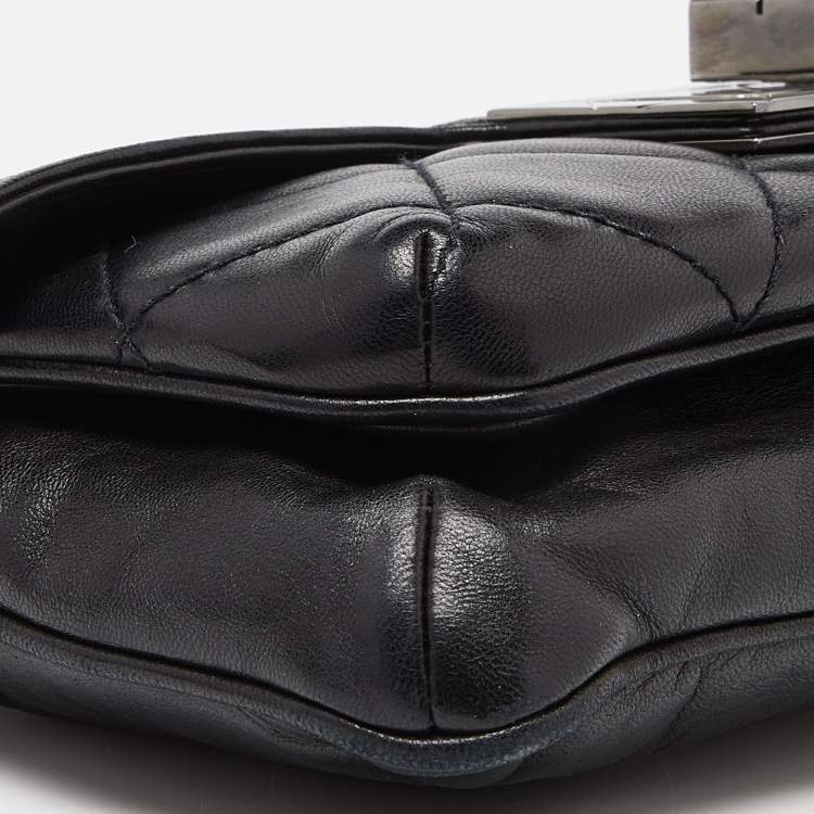 Pre Owned Chanel Black Quilted Leather Reissue Flap Bag