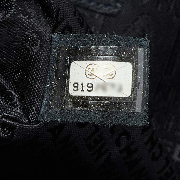 Pre Owned Chanel Black Quilted Leather Reissue Flap Bag