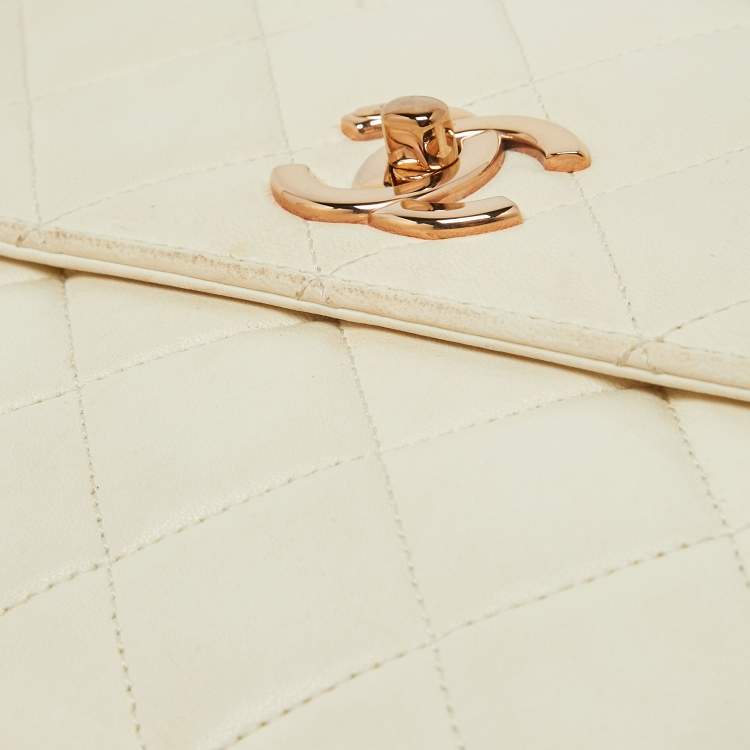 Pre Owned Chanel Off White Quilted Leather Small Trendy CC Flap Bag
