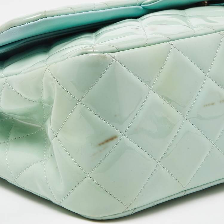Pre Owned Chanel Green Quilted Patent Leather Jumbo Classic Double Flap Bag