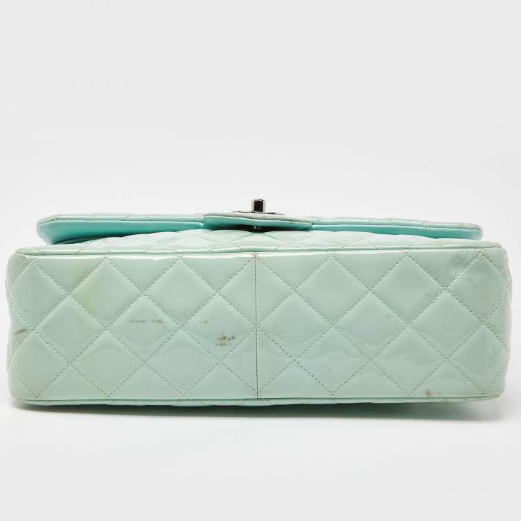 Pre Owned Chanel Green Quilted Patent Leather Jumbo Classic Double Flap Bag