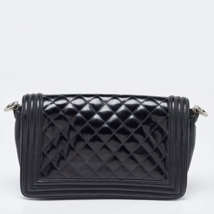 Pre Owned Chanel Black Quilted Patent Leather Medium Boy Bag