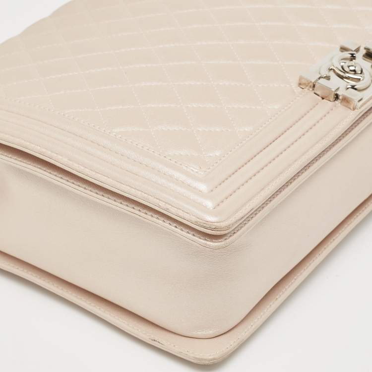 Pre Owned Chanel Pearl White Shimmer Quilted Leather Large Boy Flap Bag
