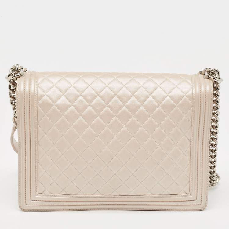 Pre Owned Chanel Pearl White Shimmer Quilted Leather Large Boy Flap Bag