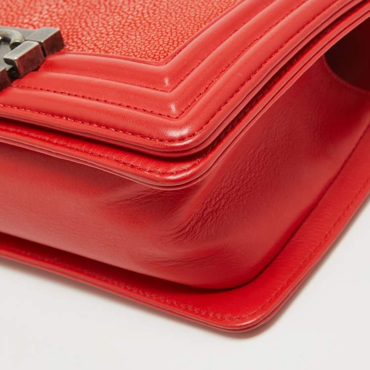 Pre Owned Chanel Red Stingray and Leather Small Boy Flap Bag
