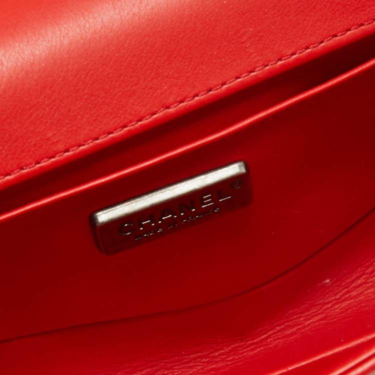 Pre Owned Chanel Red Stingray and Leather Small Boy Flap Bag