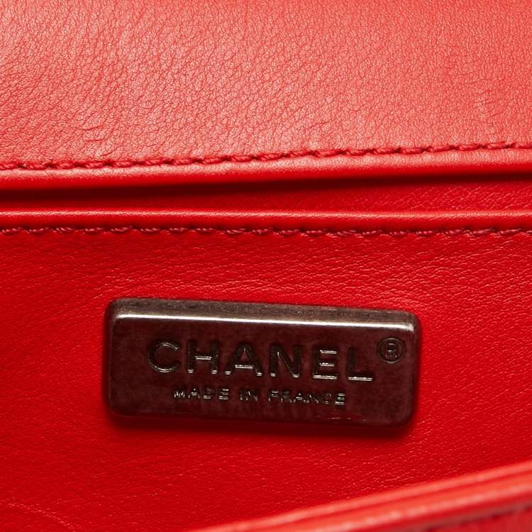 Pre Owned Chanel Red Stingray and Leather Small Boy Flap Bag