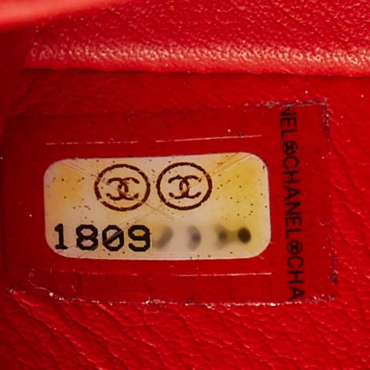 Pre Owned Chanel Red Stingray and Leather Small Boy Flap Bag