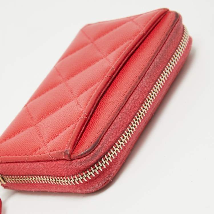 Pre Owned Chanel Red Quilted Caviar Leather Zip Around Coin Purse