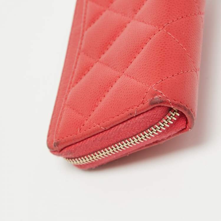 Pre Owned Chanel Red Quilted Caviar Leather Zip Around Coin Purse