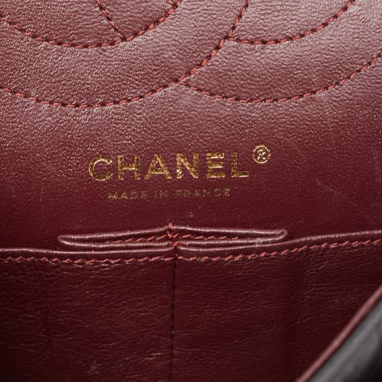 Pre Owned Chanel Black Quilted Aged Leather 225 Lucky Charm Reissue 2.55 Flap Bag