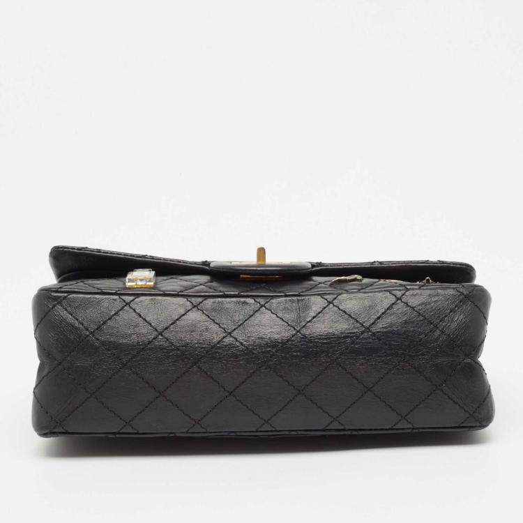 Pre Owned Chanel Black Quilted Aged Leather 225 Lucky Charm Reissue 2.55 Flap Bag