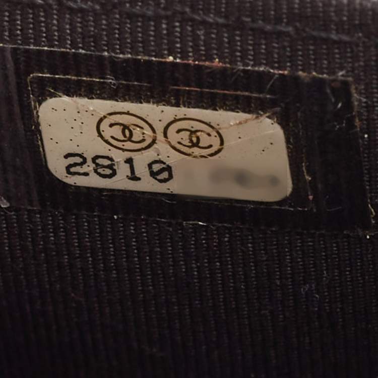 Pre Owned Chanel Black Quilted Leather Classic Wallet on Chain