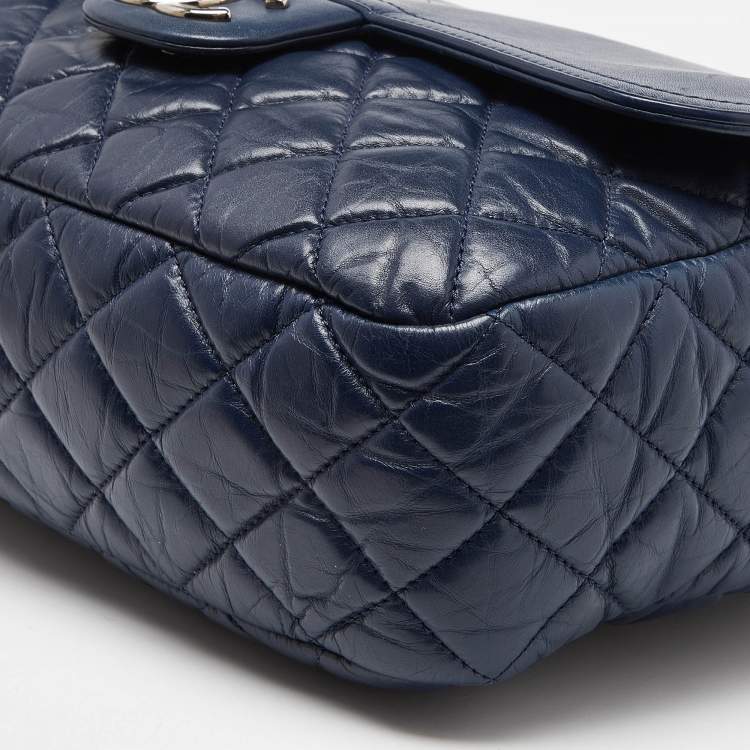 مملوكة مسبقًا Chanel Blue Quilted Aged Leather Flap Shoulder Bag